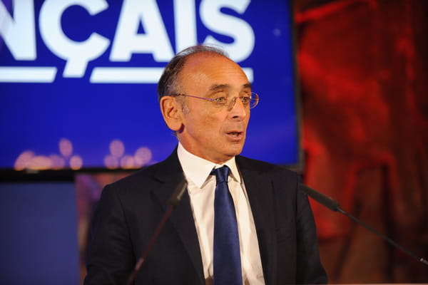 Eric Zemmour condamné à 10 000 euros d'amende après ses propos sur les mineurs isolés - Éric Zemmour © Eric Zemmour condamné à 10 000 euros d'amende après ses propos sur les mineurs isolés - Éric Zemmour ©