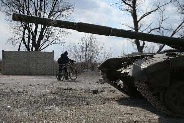 La Russie brise ses promesses de retrait à Kiev et de cessez-le-feu à Marioupol - Guerre en Ukraine ©Maksim Blinov/SPUTNIK/SIPA La Russie brise ses promesses de retrait à Kiev et de cessez-le-feu à Marioupol - Guerre en Ukraine ©Maksim Blinov/SPUTNIK/SIPA