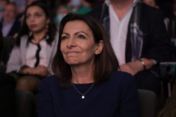 Anne Hidalgo veut revaloriser les salaires et refuse une alliance avec Jadot - Présidentielle 2022 © Anne Hidalgo veut revaloriser les salaires et refuse une alliance avec Jadot - Présidentielle 2022 ©