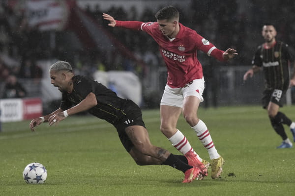 Lens a bu la tasse, le résumé du match - PSV Eindhoven - Lens ©Patrick Post/AP/SIPA